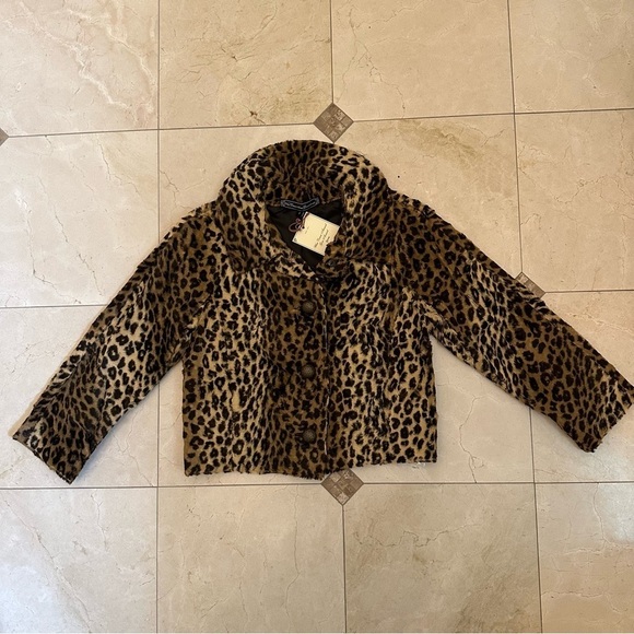 🆕 What Comes Around Goes Around Womens Anmal Print cropped Jacket Brown small - Picture 2 of 8